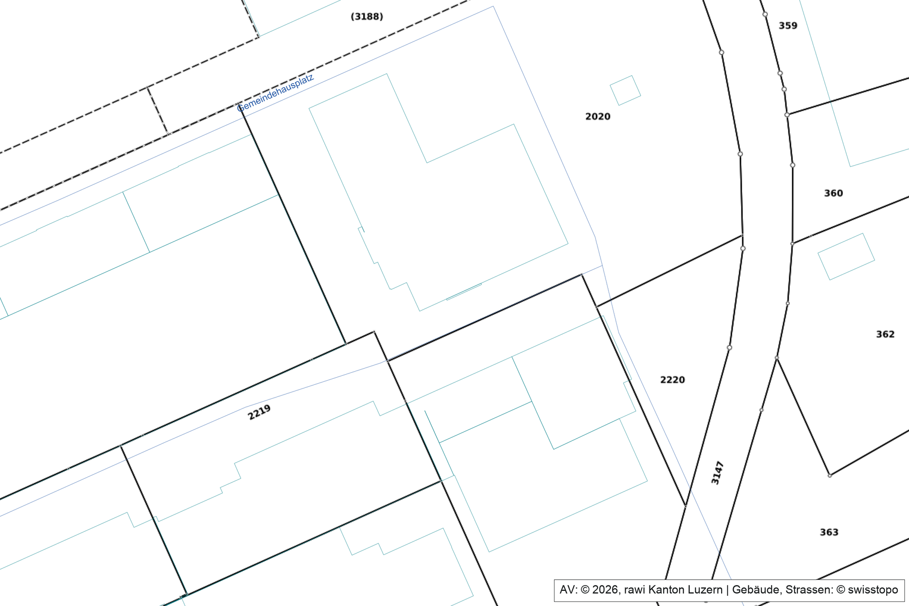 Ausschnitt aus dem DXF um das Gemeindehaus Horw, unabhängig gerendert: Parzellengrenzen und Nummern 2020, 2219, 2220, 3147 als Bild der amtlichen Vermessung, Gebäude türkis und Gemeindehausplatz blau als editierbare Vektoren. AV © 2026, rawi Kanton Luzern; Gebäude und Strassen © swisstopo